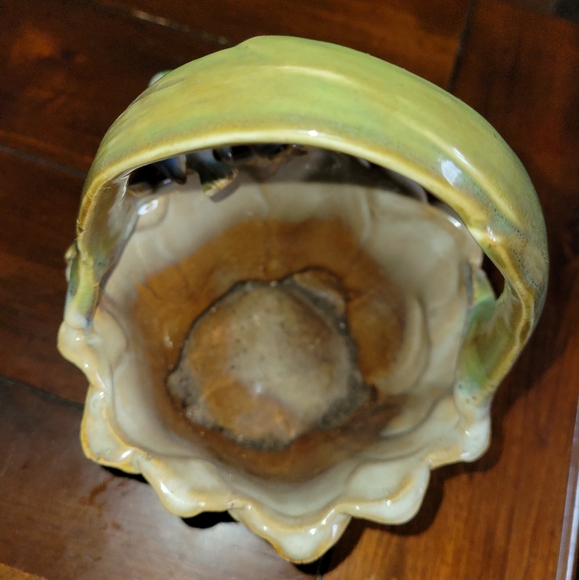 Vintage MAJOLICA STYLE Birds In A Cabbage Leaf Basket - Picture 8 of 11